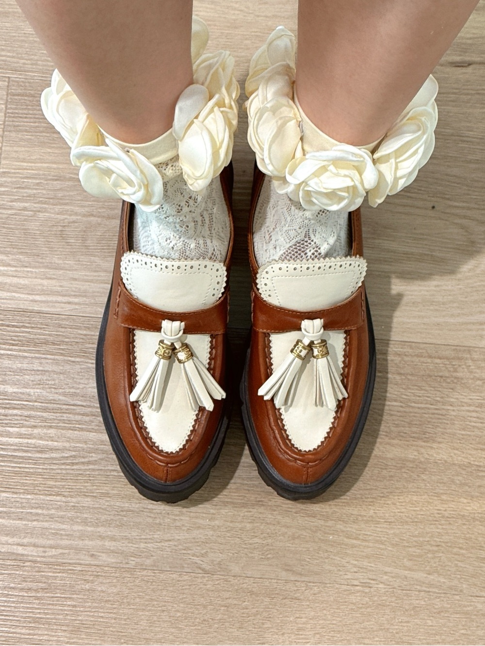 Free People Lace Rose Socks — Ivory/Cream